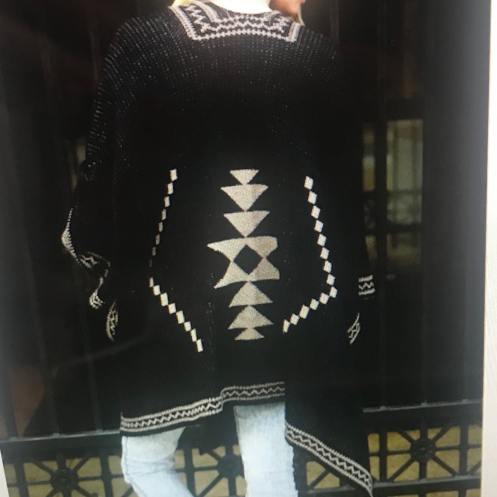 💜Sale-Last 1 Left!!!💜Black & Khaki Ruana